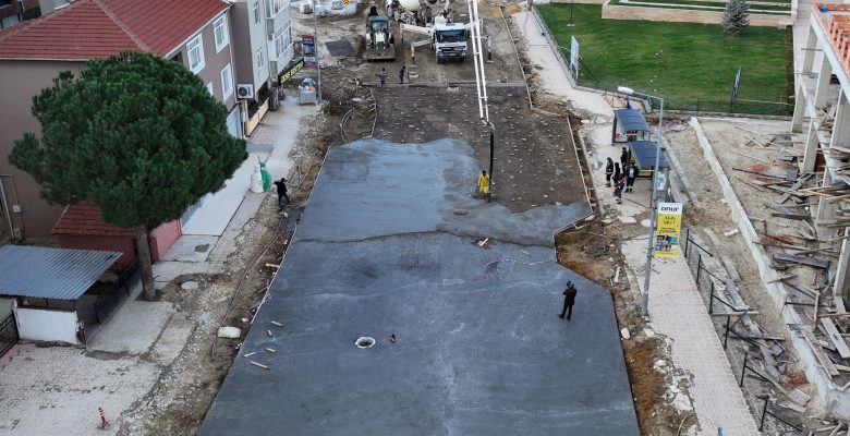 ÖZTRAK CADDESİ’NDE ALTYAPI BİTİYOR