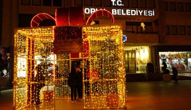 Meydanlar Işık ve Figürlerle Süslendi