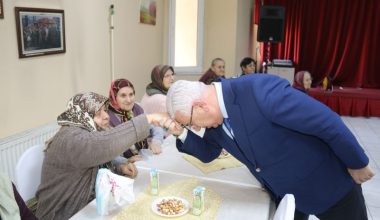 Başkan Yüksel Huzur Evi Sakinlerini Unutmadı