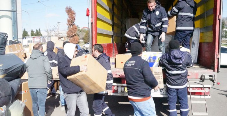 Ergene Belediyesi Deprem Bölgesine 4 Yardım Tırı Yolladı