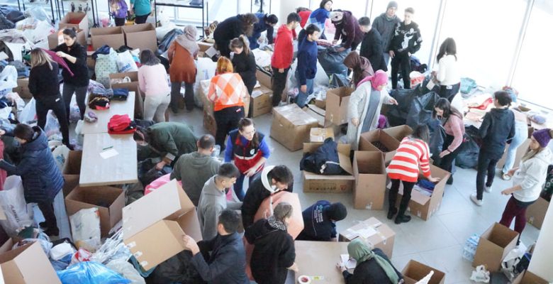 Ergene Belediyesinin Sevgi Köprüsü Yardımları Devam Ediyor