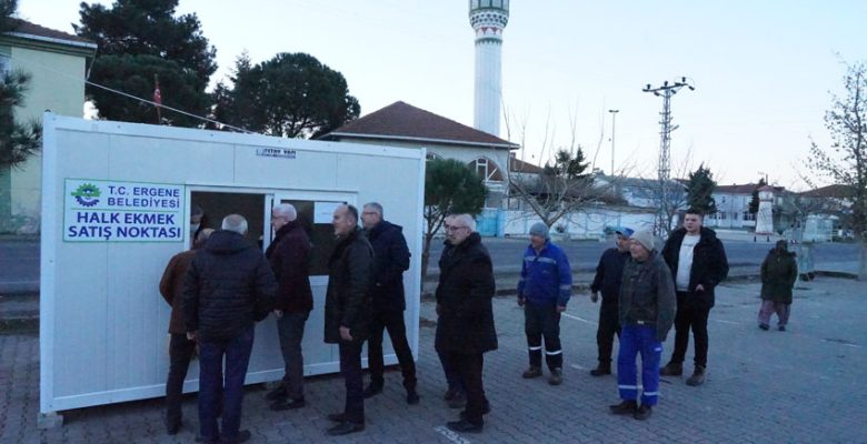 Ergene Belediyesi Yeni Bir Halk Ekmek Büfelerini Hizmete Açtı