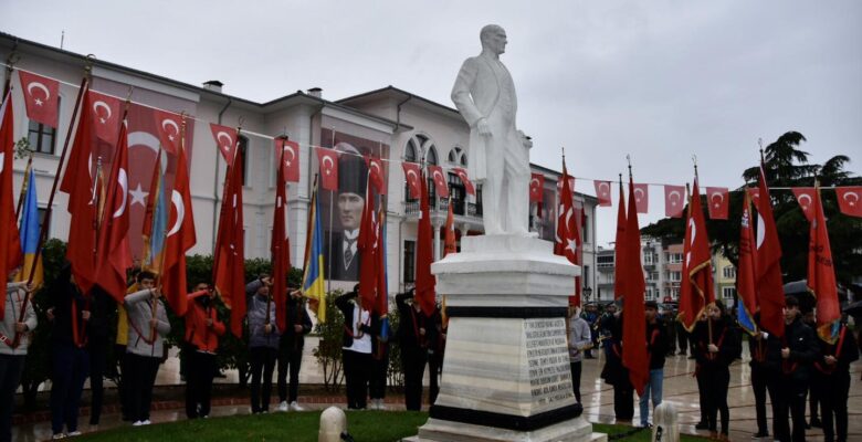 13 KASIM TEKİRDAĞ’IN KURTULUŞ BAYRAMI ÇEŞİTLİ ETKİNLİKLERLE KUTLANDI