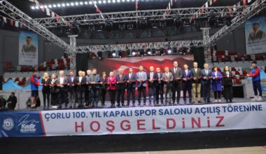 TRAKYA’NIN EN BÜYÜK SPOR KOMPLEKSİ HİZMETE AÇILDI