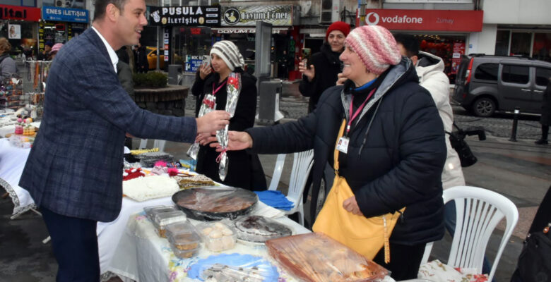 Sevgililer Günü Çeşitli Etkinliklerle Kutlandı